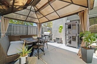 3627 Cocoplum Cir in Coconut Creek, FL - Building Photo - Building Photo