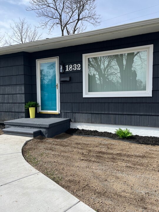 1832 Gilmartin St in Flint, MI - Building Photo