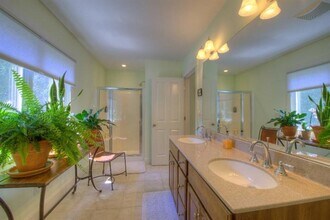 9 Aspen Rd in Bourne, MA - Building Photo - Building Photo