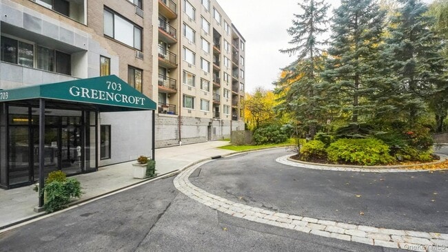 property at 703 Pelham Rd