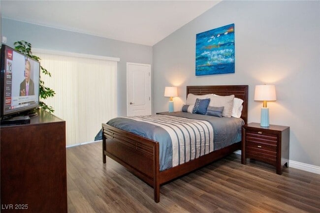 1704 Queen Victoria St in Las Vegas, NV - Building Photo - Building Photo