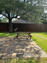 906 Gilchrist Ave in College Station, TX - Building Photo - Building Photo
