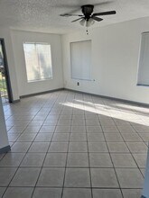 715 Crane St in Bakersfield, CA - Building Photo - Building Photo