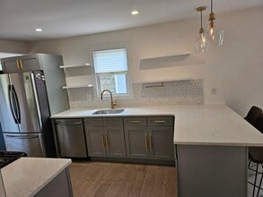 4405 29th St in Mount Rainier, MD - Foto de edificio - Building Photo