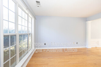 457 Darter Dr NW in Kennesaw, GA - Foto de edificio - Building Photo
