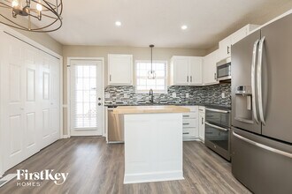 3508 Country Way Rd in Nashville, TN - Foto de edificio - Building Photo