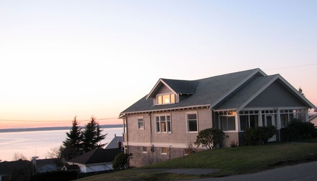 1030 13th St in Bellingham, WA - Building Photo - Building Photo