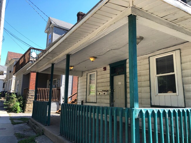 698-700 Willey St