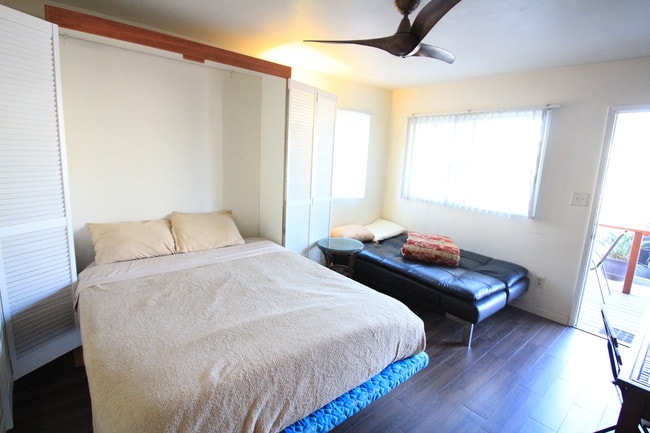 2826 Mission Blvd, Unit 3