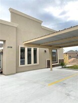 2106 Taxco Ct, Unit 3 in Edinburg, TX - Building Photo
