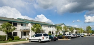 Tree House Senior Apartments in Redding, CA - Building Photo