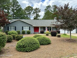 6 Briarwood Pl in Pinehurst, NC - Building Photo - Building Photo