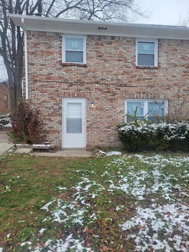 property at 413 Chapman Ct