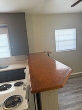 1004 N Bradley St in Weatherford, OK - Building Photo - Building Photo