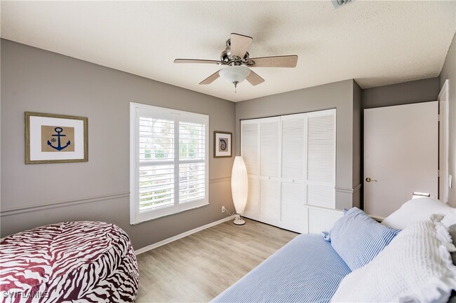property at 7303 Mill Pond Cir