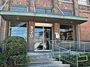 920 Poeyfarre St, Unit 139 in New Orleans, LA - Foto de edificio - Building Photo