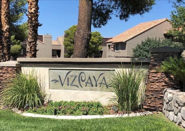 5072 S Rainbow Blvd in Las Vegas, NV - Building Photo - Building Photo