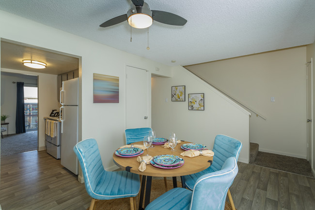 Tanglewood Village in Carson City, NV - Building Photo - Interior Photo