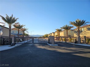 5409 White Butterfly St in Las Vegas, NV - Building Photo - Building Photo