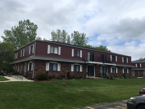 Villa Maria in Racine, WI - Foto de edificio - Building Photo