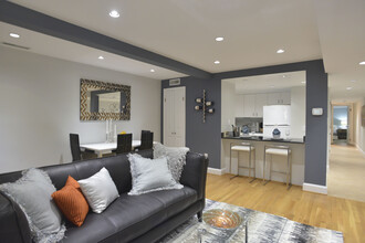 1746 T St NW, Unit 1746 in Washington, DC - Building Photo - Building Photo