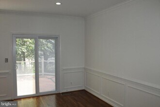 2927 Mainstone Dr in Fairfax, VA - Building Photo - Building Photo