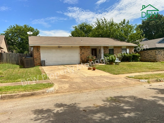 property at 3104 Woodlark Dr