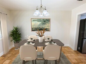 4640 W Lamb Ave in Tampa, FL - Building Photo - Building Photo