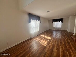 7105 Tierra Roja St in El Paso, TX - Building Photo - Building Photo