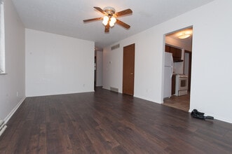 1607 Elmore Ave in Columbus, OH - Building Photo - Building Photo