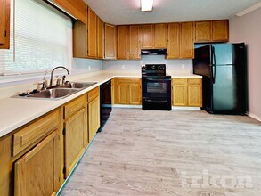 4749 Shallow Ridge Rd NE in Kennesaw, GA - Building Photo - Building Photo