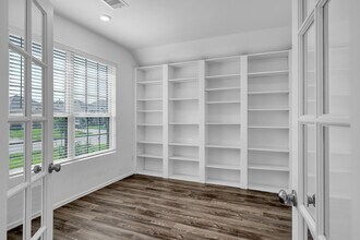19092 Sonora Chase Dr in Roman Forest, TX - Building Photo - Building Photo
