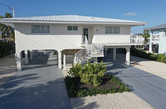 244 W Seaview Dr in Marathon, FL - Building Photo - Building Photo