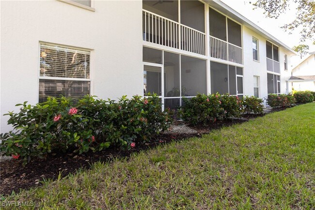 1392 Churchill Cir in Naples, FL - Building Photo - Building Photo