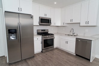 5904 Tobias Ave in Van Nuys, CA - Building Photo - Building Photo