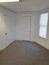 121 Gilbert Ave-Unit -2 in Terre Haute, IN - Building Photo - Building Photo