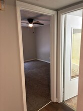 Minor Lane in Louisville, KY - Foto de edificio - Interior Photo