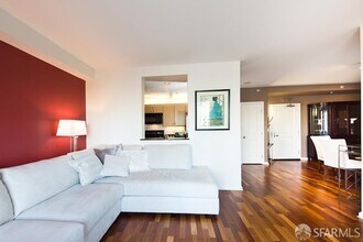 140 Van Ness Ave in San Francisco, CA - Building Photo - Building Photo