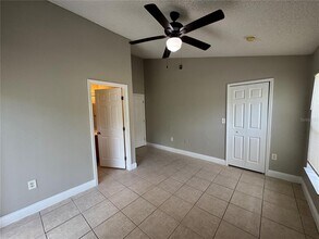 1143 Fremont Park Ave in Orlando, FL - Building Photo - Building Photo