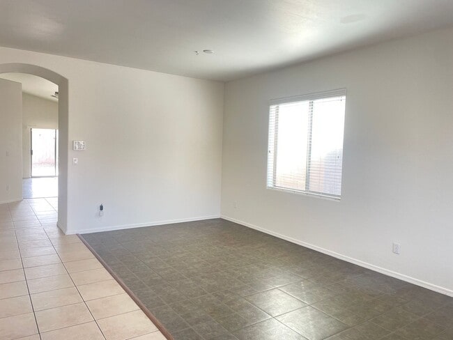 7213 S 56th Ln in Phoenix, AZ - Building Photo - Building Photo