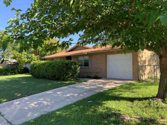 property at 1516 Leader Dr