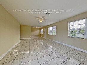 854 W Jasmine Dr in West Palm Beach, FL - Building Photo - Building Photo