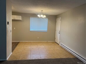 17403 E Louisiana Ave in Aurora, CO - Foto de edificio - Building Photo