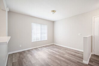 4103 Gradstone Pl in Tampa, FL - Building Photo - Building Photo