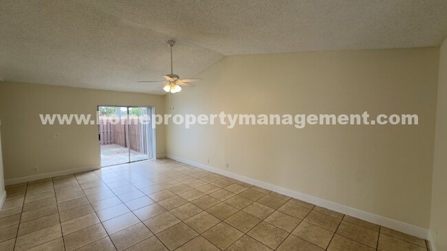 5098 Ambler Ln in Greenacres, FL - Building Photo - Building Photo