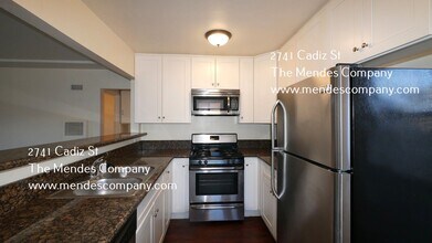 2741 Cadiz St in San Diego, CA - Building Photo - Building Photo