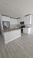2875 Narcoossee Cmns Wy in St. Cloud, FL - Building Photo