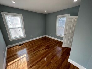121 Oxford St, Unit 372-2 in Cambridge, MA - Foto de edificio - Building Photo