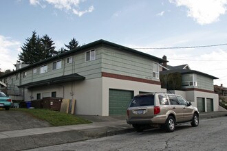 918-932 SE 50th Ave in Portland, OR - Foto de edificio - Building Photo