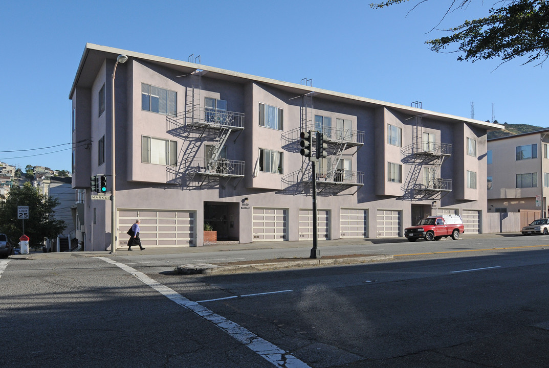 2605 Market St in San Francisco, CA - Building Photo